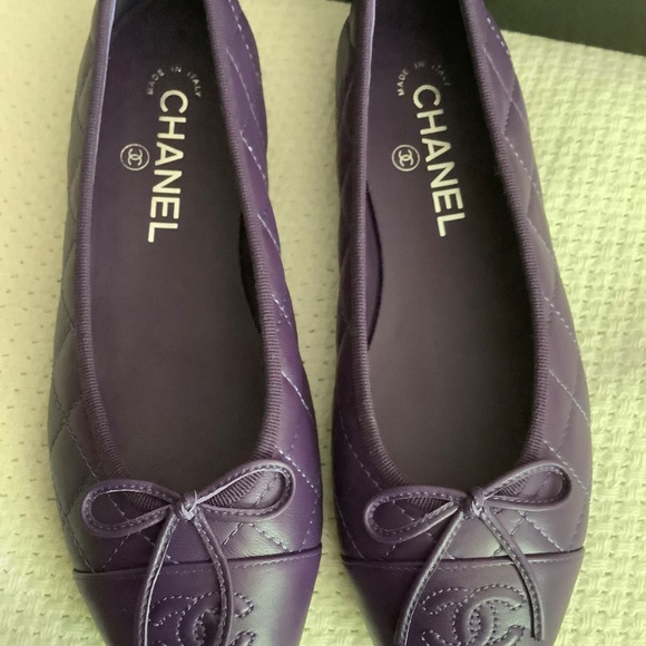 Chanel quilted CC Ballet Flats - Picture 7 of 10